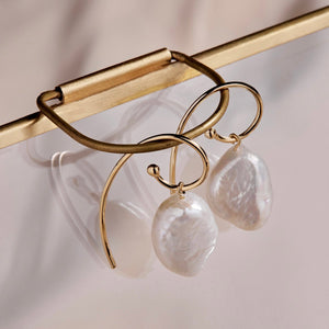 Najo Earrings Yellow Gold Seabell Pearl Earrings